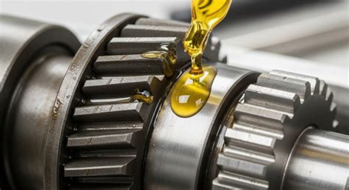 For heavy cutting the effective lubricants are?