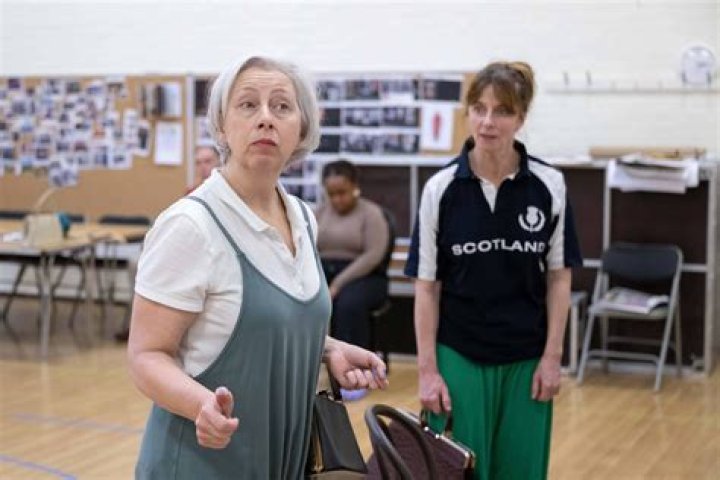 Has sarah moyle left doctors?