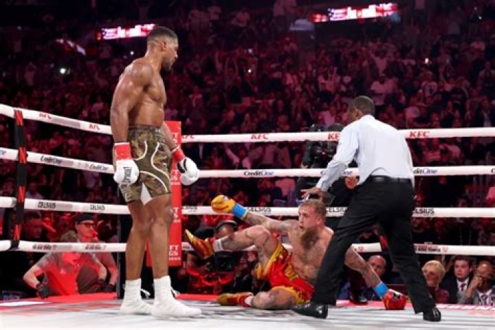 Has spence ever been knocked down?