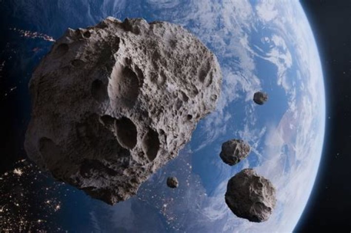 Has the earth ever been covered in ice?