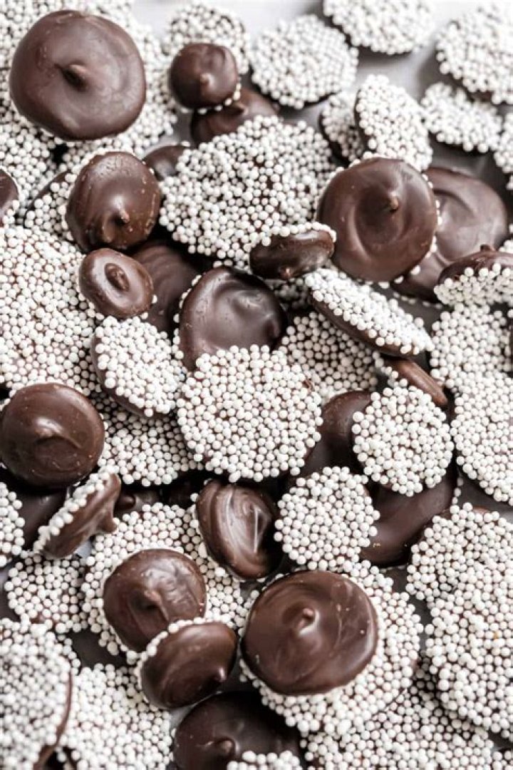 How are nonpareils made?