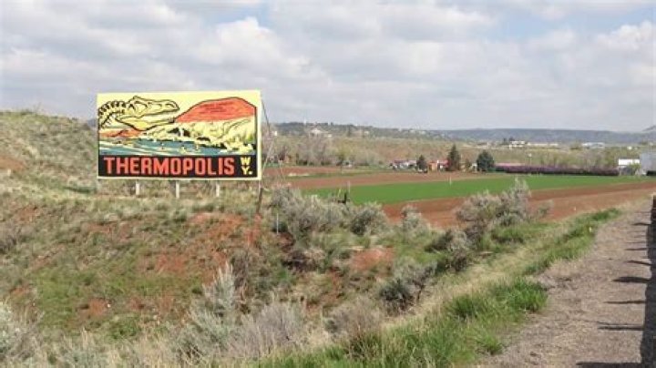How big is thermopolis wyoming?