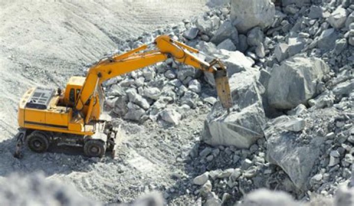 How deep are rock quarries?