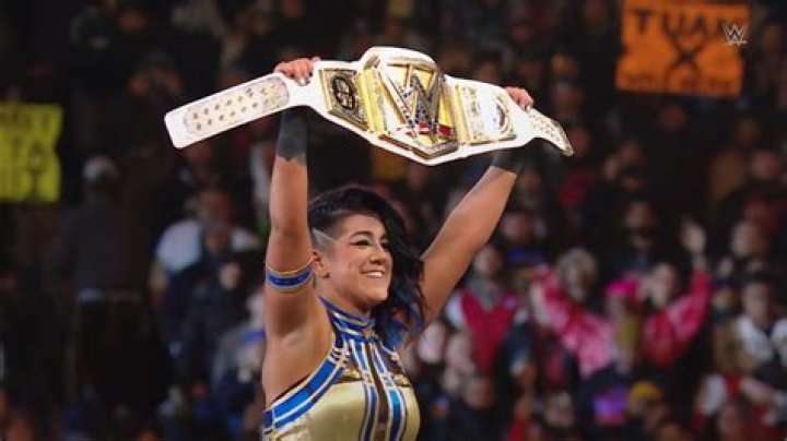 How did bayley win the women's championship?
