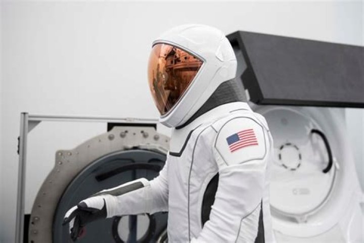 How does a spacesuit work?