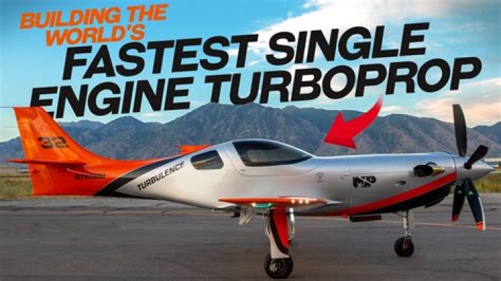 How fast does a turboprop plane fly?