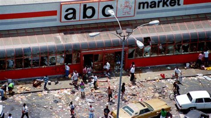 How long did the la riots last?