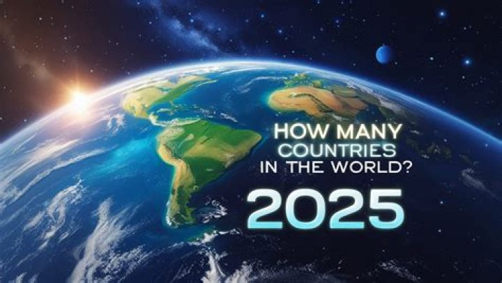 How many mnos in the world?