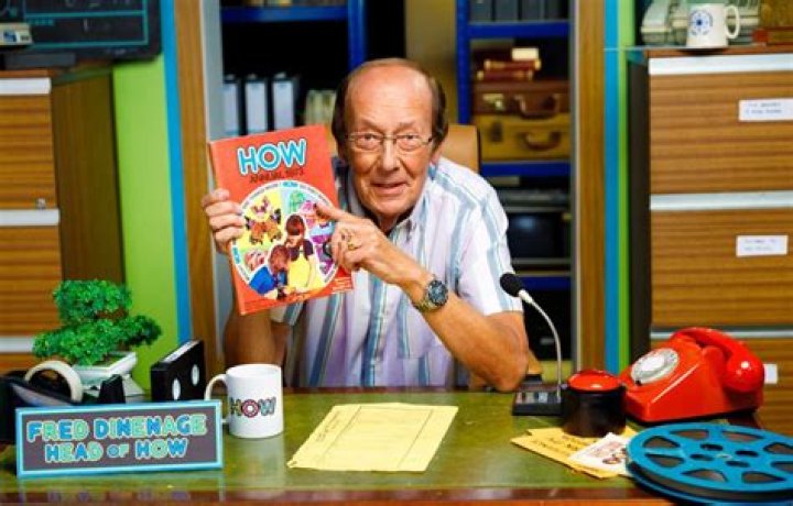 How old is fred dinenage?