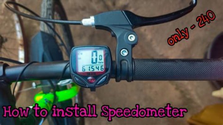 How speedometer works in bike?