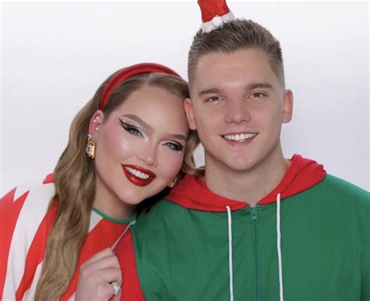 How tall is nikkie de jager?