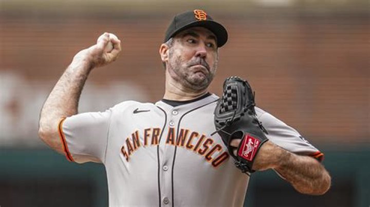 How tall is verlander?