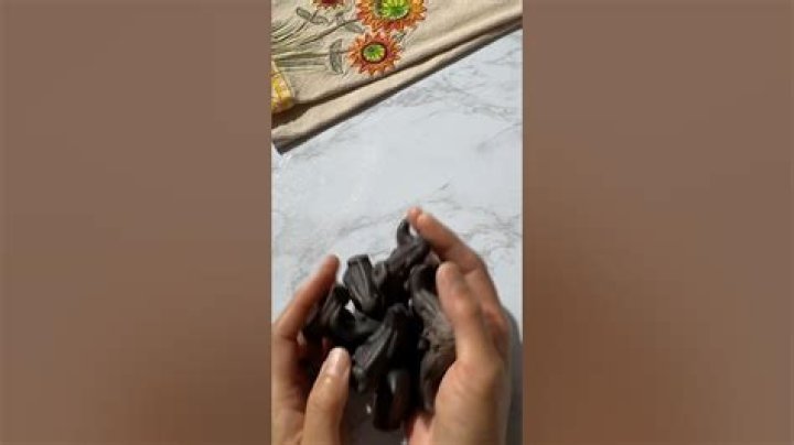 How to cook caltrops?