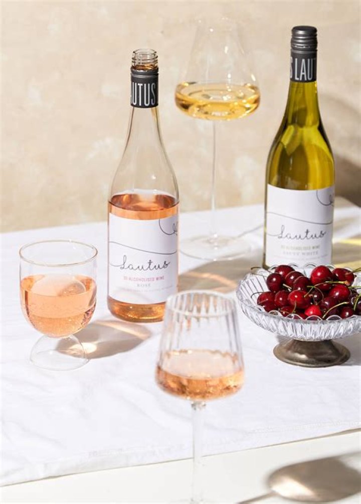 How to de alcoholised wine?