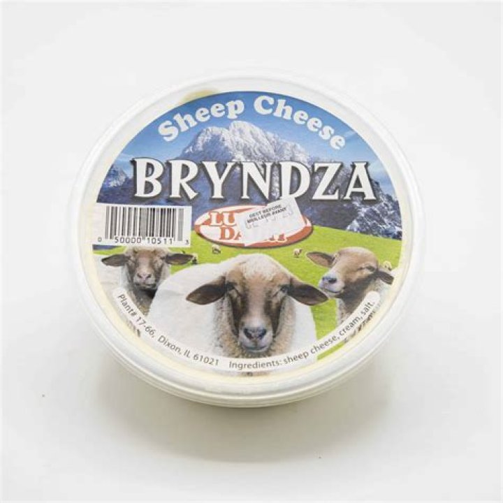 How to serve bryndza cheese?