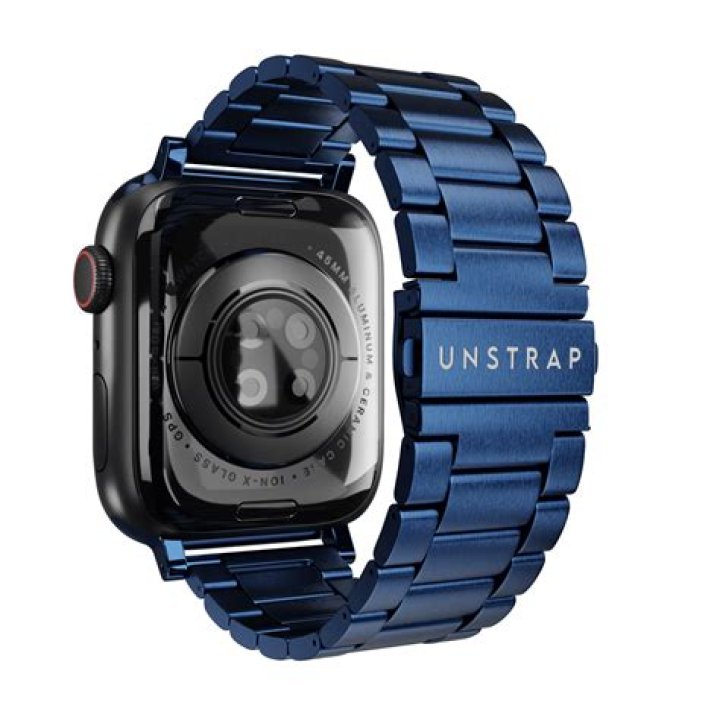 How to unstrap a watch?