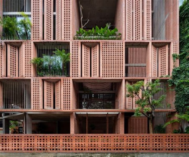 Is breathing in brick dust bad?