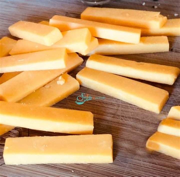 Is cheddar cheese good for dogs?