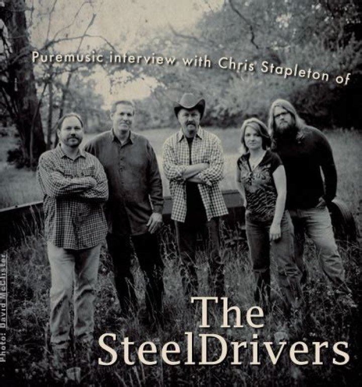 Is chris stapleton in the steeldrivers?
