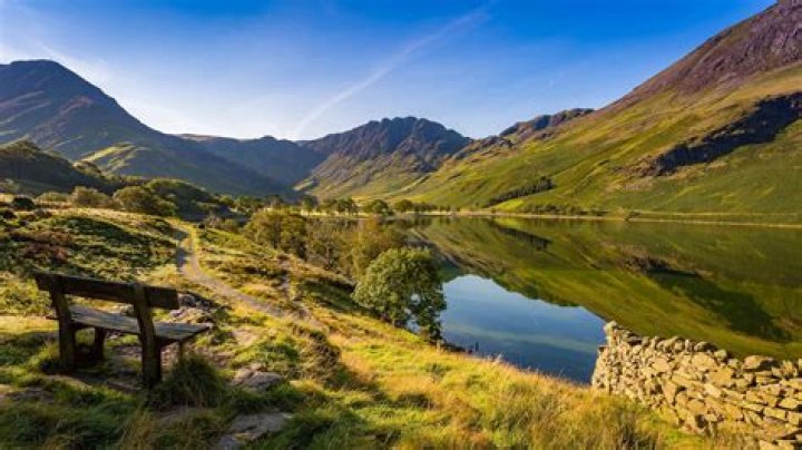 Is cumbria in the lake district?