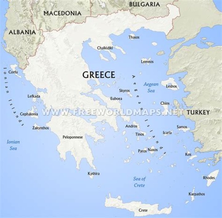 Is greece a peninsula?