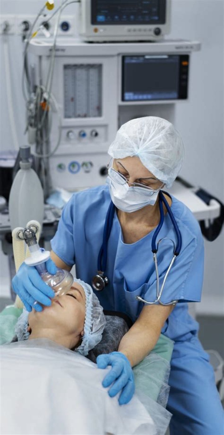 Is it anaesthetist or anaesthesiologist?