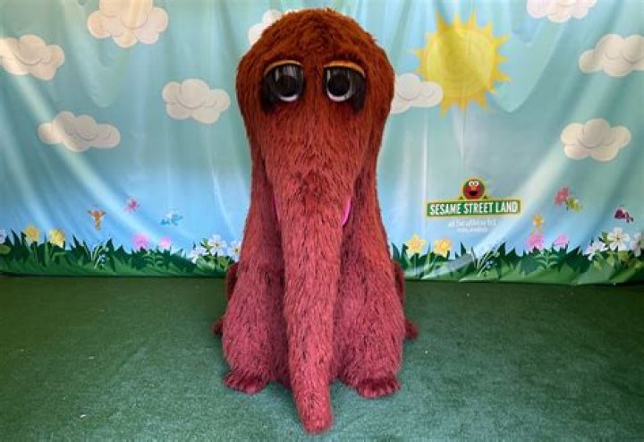 Is snuffleupagus an elephant?