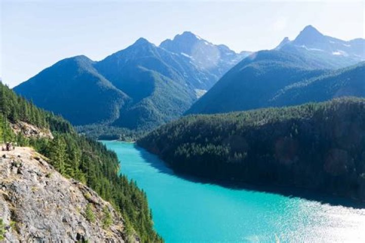 Is stehekin in north cascades national park?