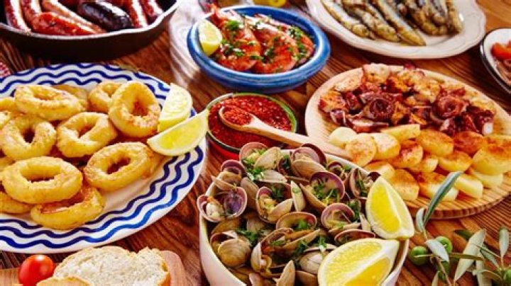 Is tapas free to read?