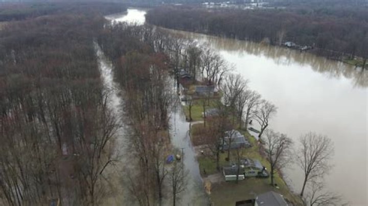 Is the tweed river flooding?