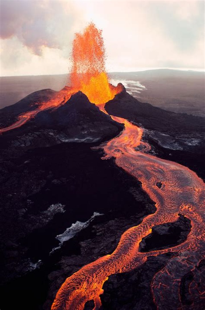 Is volcanic eruptions a natural phenomena?