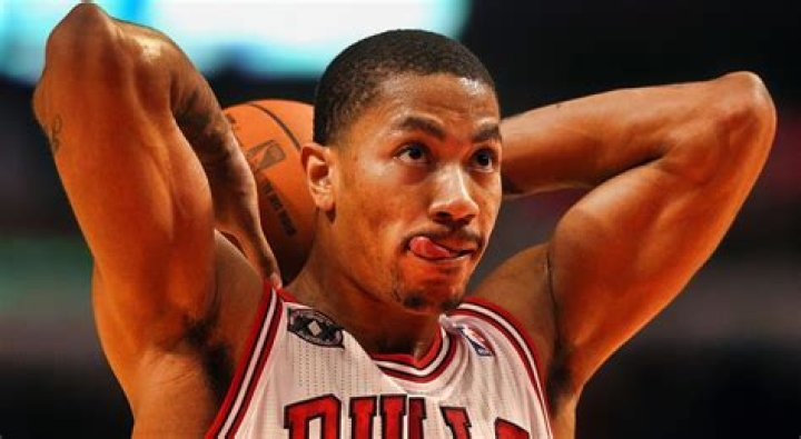 Should derrick rose be in the hall of fame?