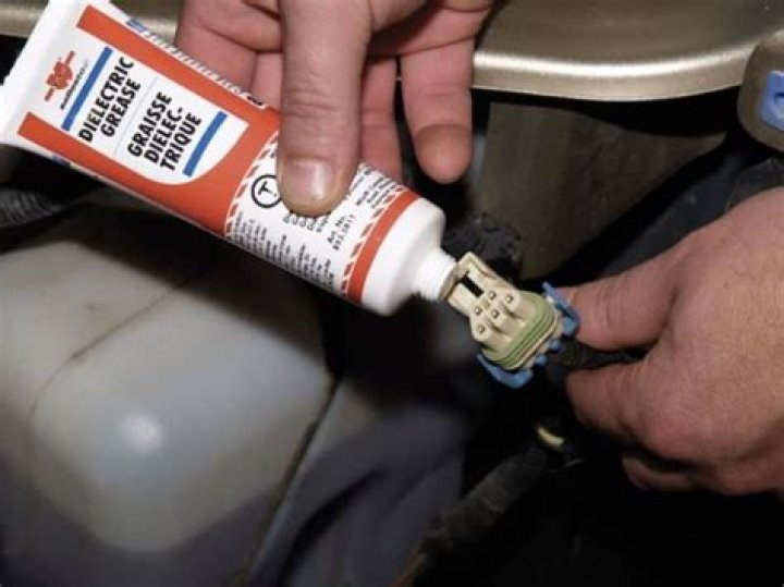 Should i use dielectric grease on trailer connections?