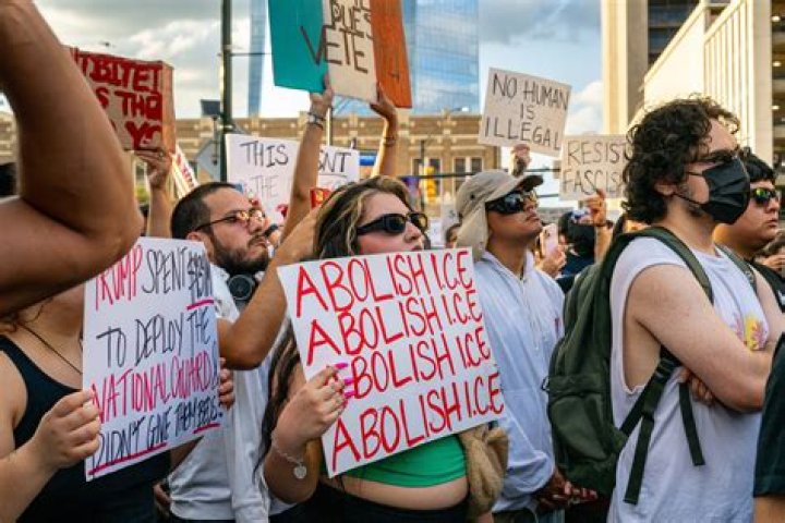 Should protestors self isolate?