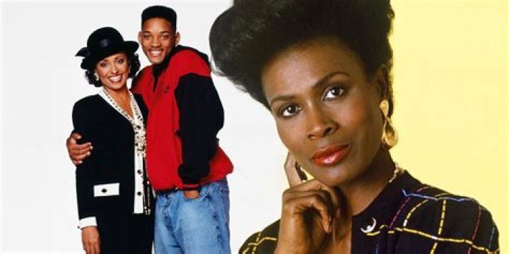 Was aunt viv replaced?