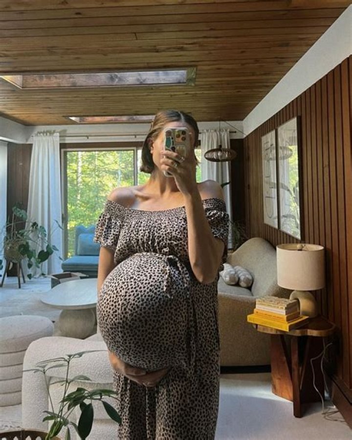 Was caitlin thompson pregnant?