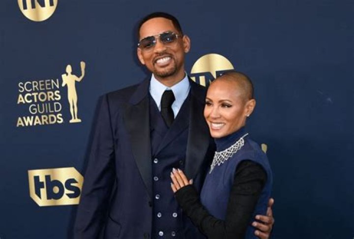 Was jada smith married to tupac?