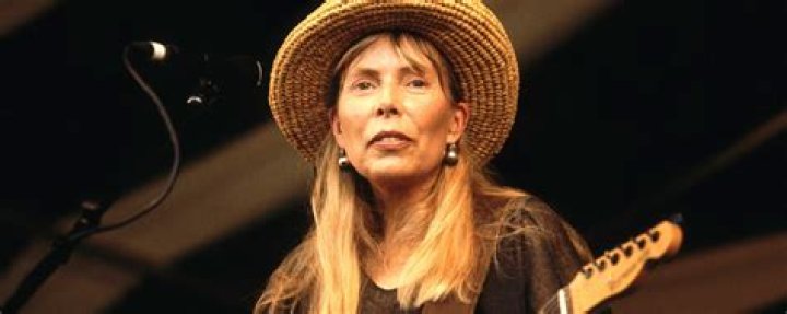 Was joni mitchell with graham nash?