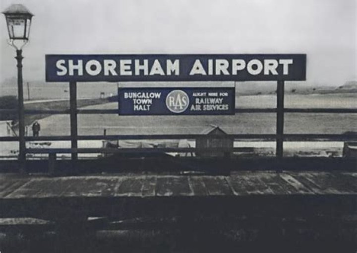 Was shoreham airport used in the crown?