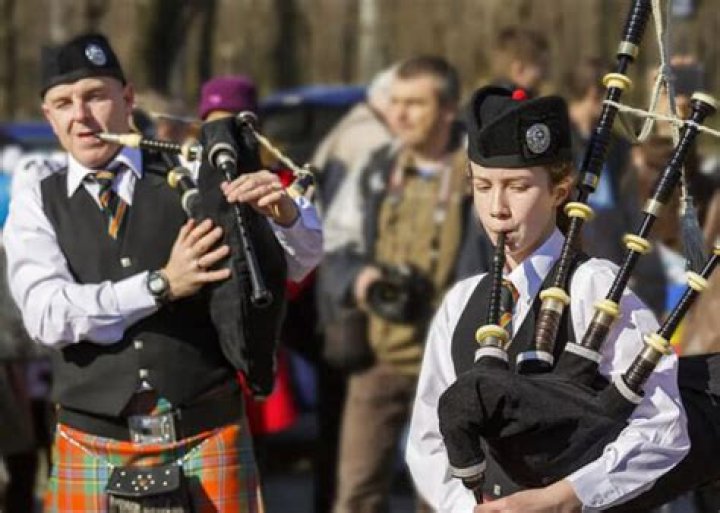 Were bagpipes used in battle?