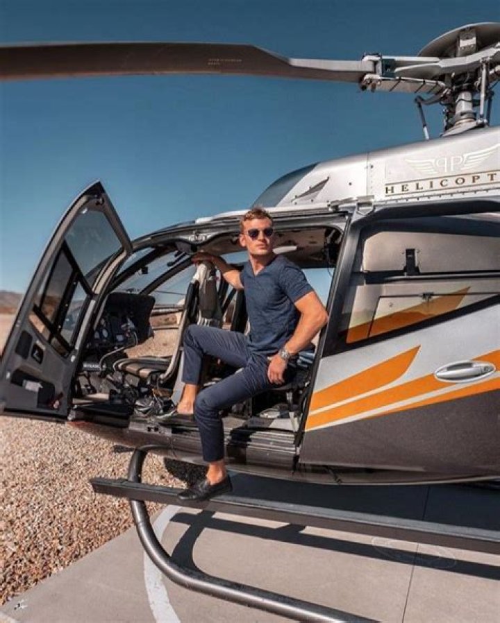 Were is pilot patrick from?