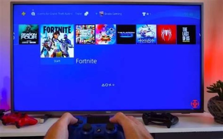 What consoles can you play fortnite on?