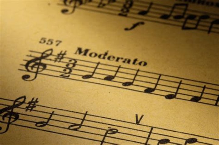 What does affettuoso mean in music?