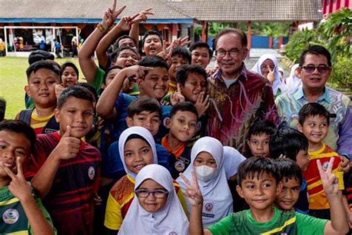 What does bandar mean?