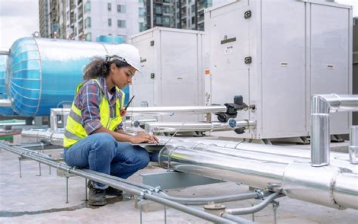 What is a habilitation technician?