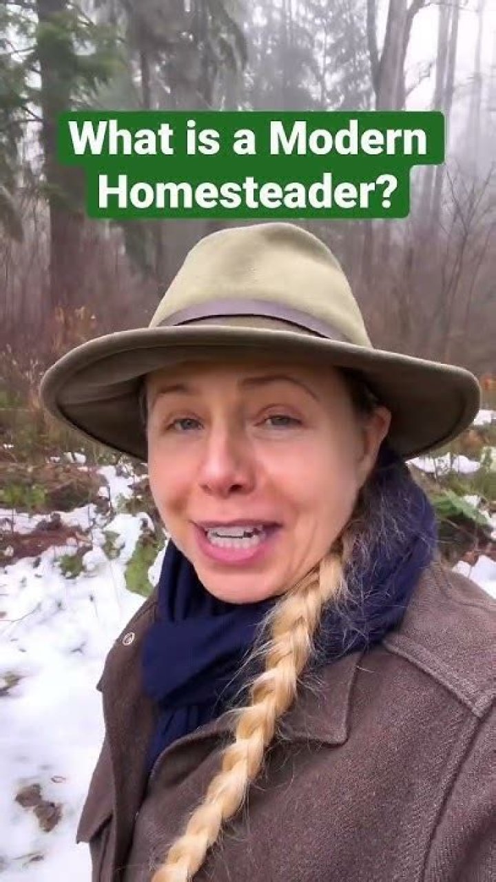 What is a modern homesteader?