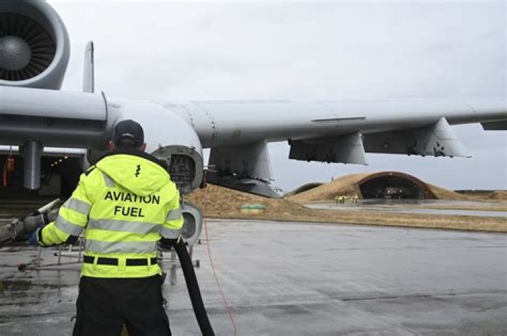 What is aviation oil?