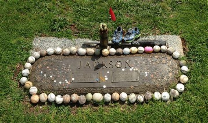 What is shoeless joe jackson famous for?
