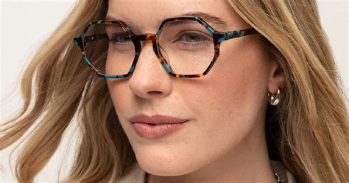 What is spectaculars real name?