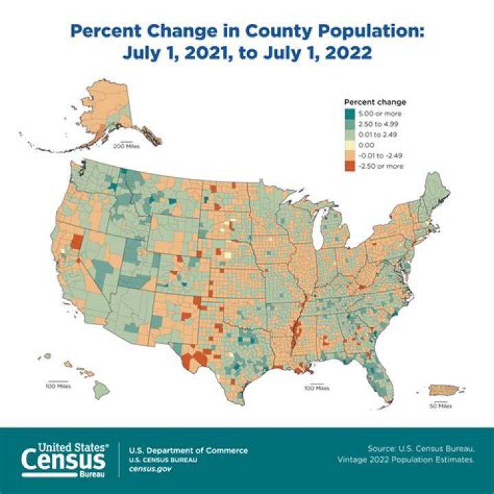 What is the population of woodsfield ohio?